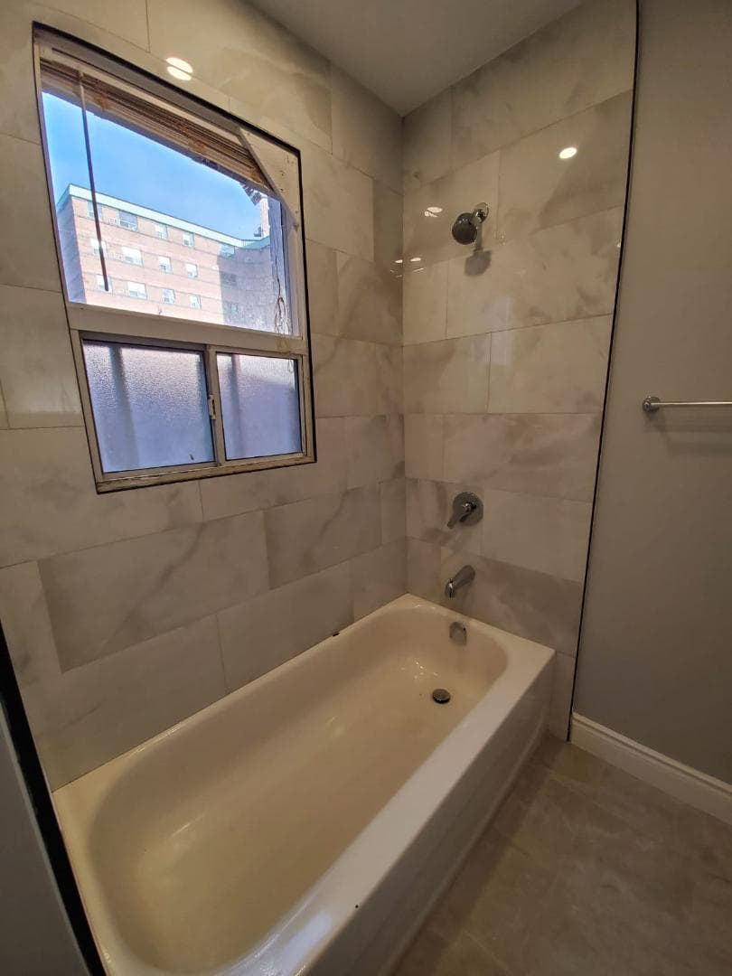 62 Division St, Unit 1 - Room 1, St. Catharines, Ontario photo 3