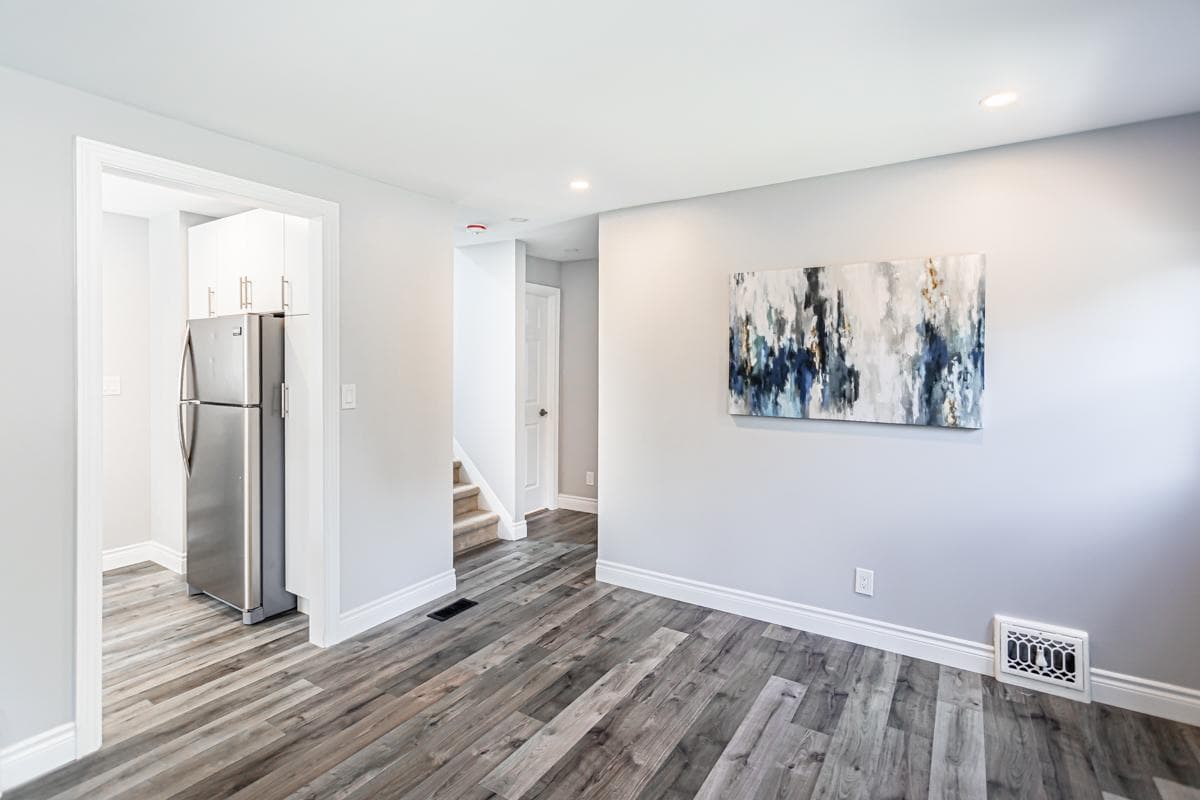 535 Mohawk Road West, Room 2, Hamilton, ON photo 3