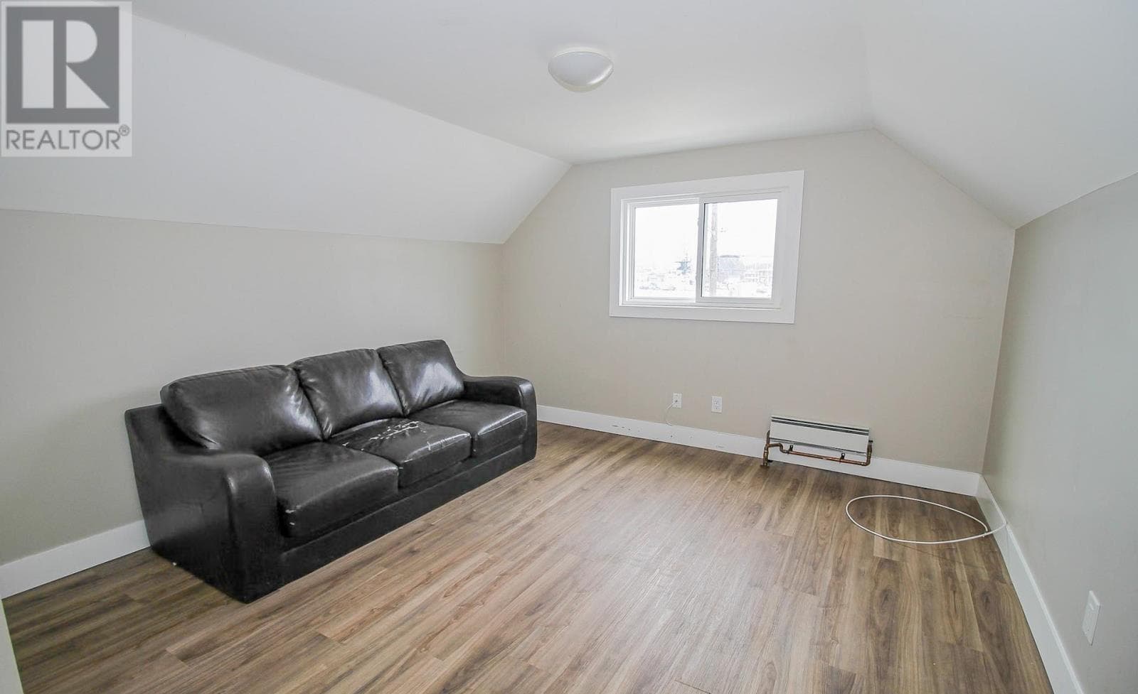 181 Welland Street, Unit 2, Port Colborne, Ontario photo 5