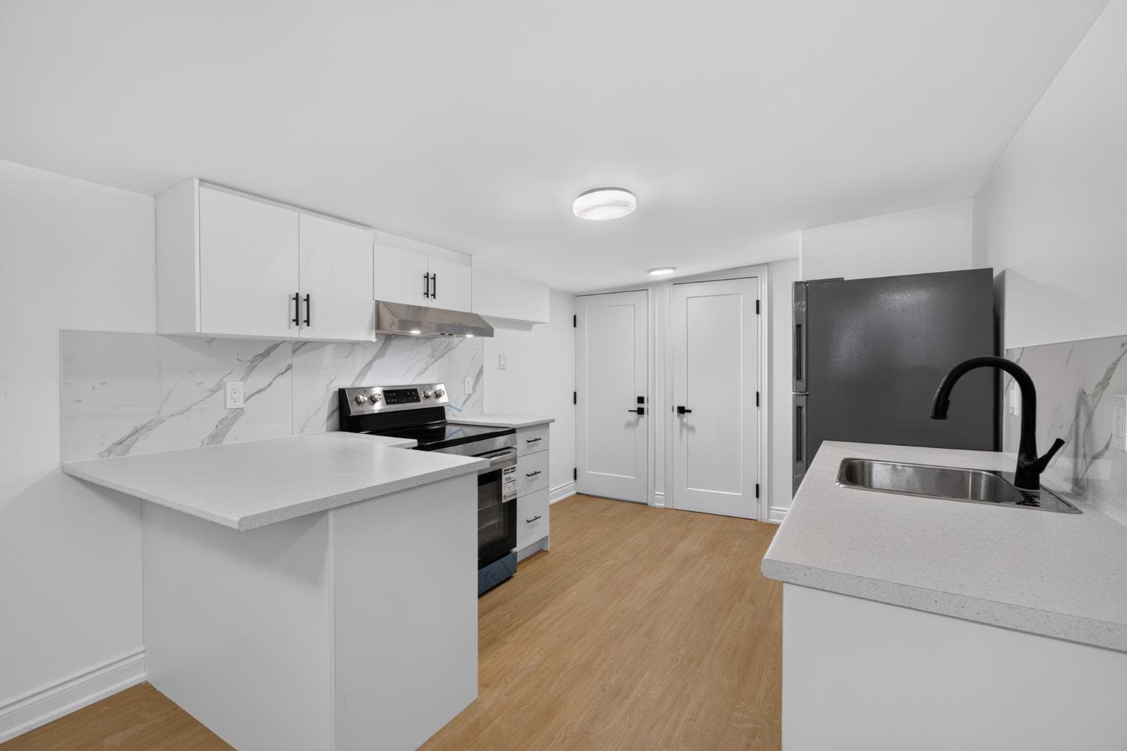 5-171 Hazlitt St, 171 Hazlitt St – Unit 5, Peterborough, ON