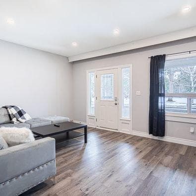 136 Gage Avenue South, Unit 1 - Back Room (Master), Hamilton, Ontario photo 4
